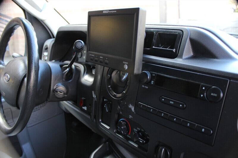 2013 Ford E-Series E-150
