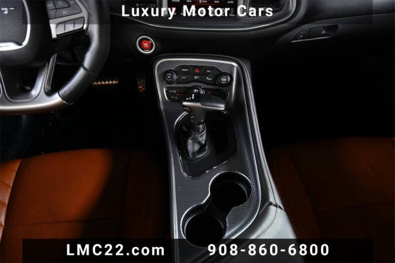 2015 Dodge Challenger SRT Hellcat