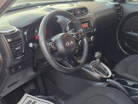 2015 Kia Soul +