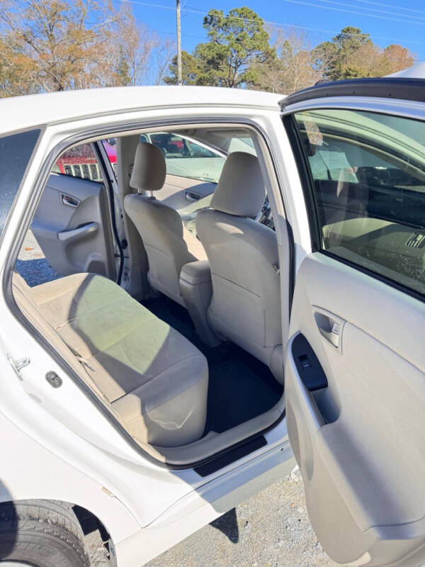 2013 Toyota Prius Four