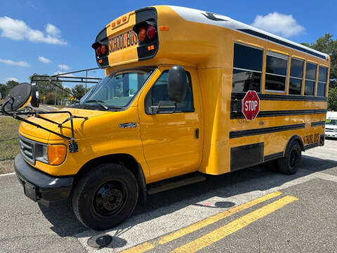 2005 Ford E-Series for sale at IMAX AUTO SALES in Tampa FL