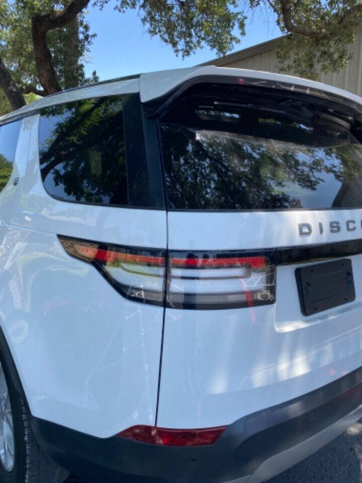 2018 Land Rover Discovery for sale at AUSTIN PREMIER AUTO in Austin, TX