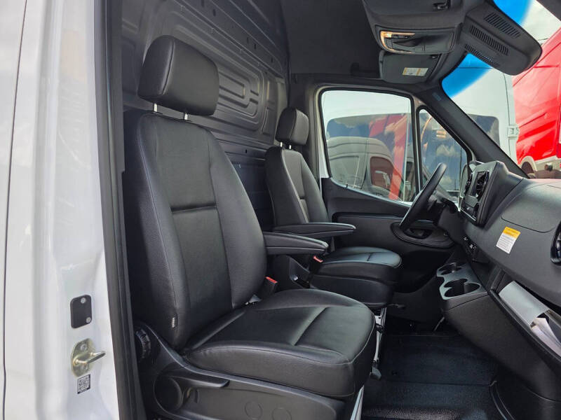 2021 Freightliner Sprinter