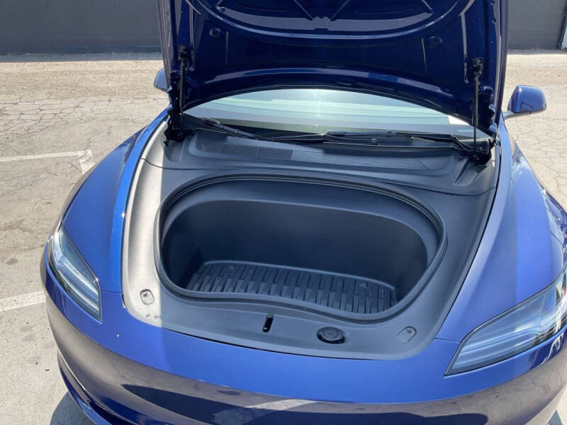 2025 Tesla Model 3 Long Range