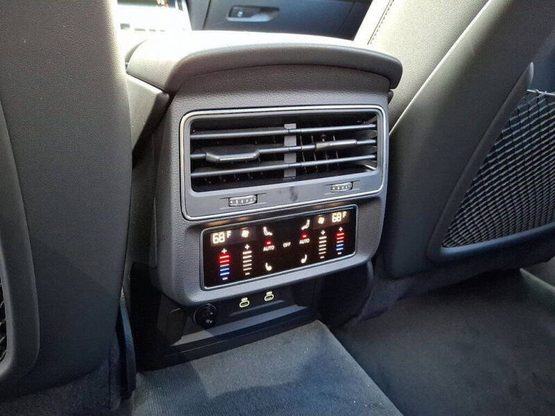 2026 Audi Q7 quattro Premium Plus 55 TFSI