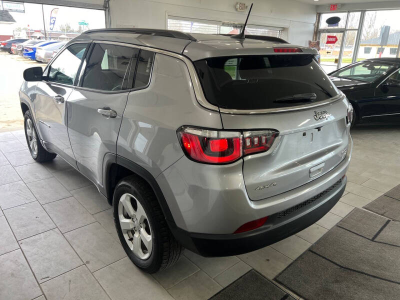 2019 Jeep Compass Latitude photo 10