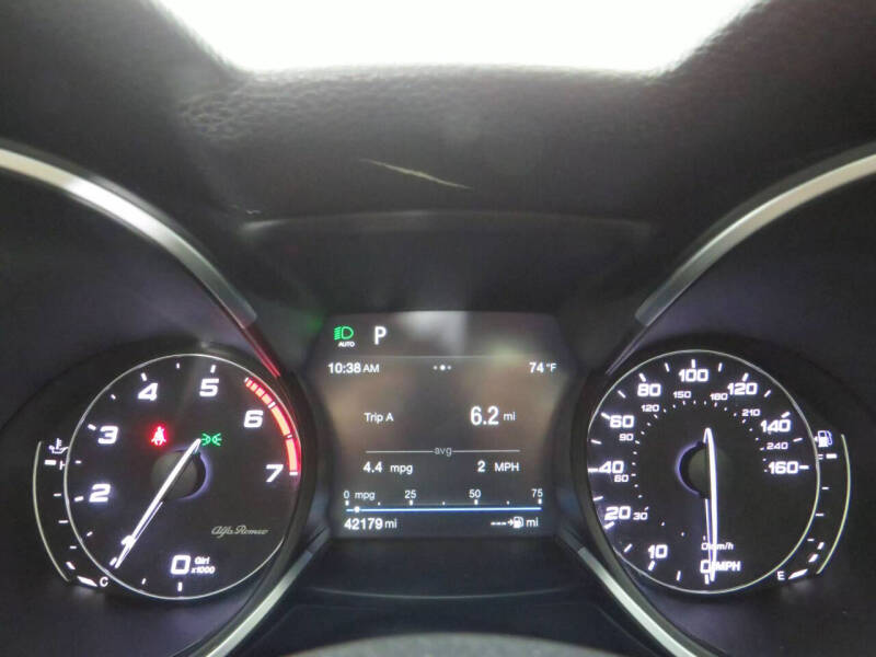 2018 Alfa Romeo Stelvio Ti