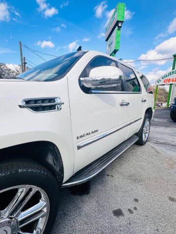 2013 Cadillac Escalade Luxury