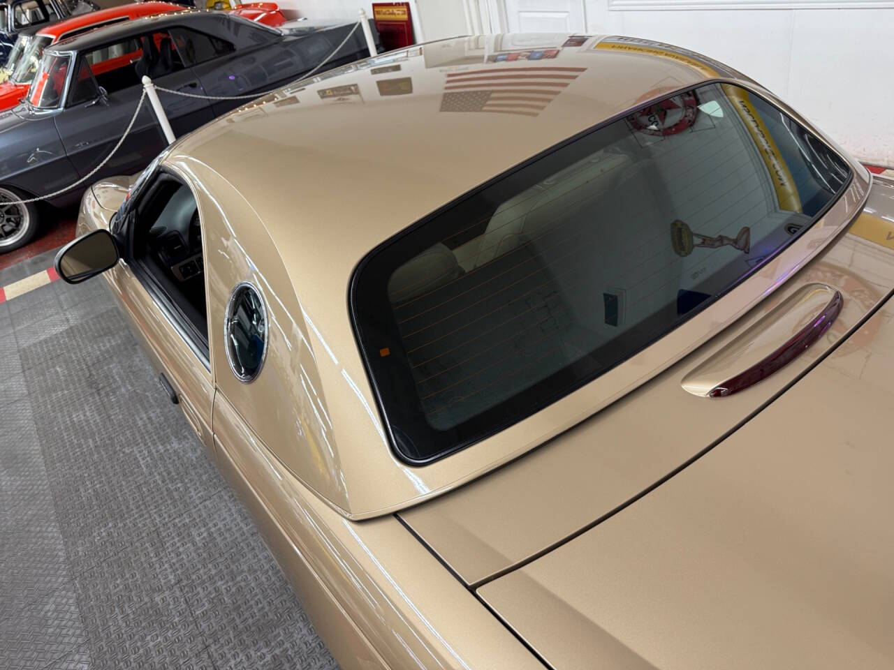 2005 Ford Thunderbird 26