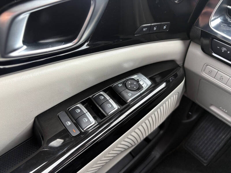 2022 Kia Carnival SX Prestige