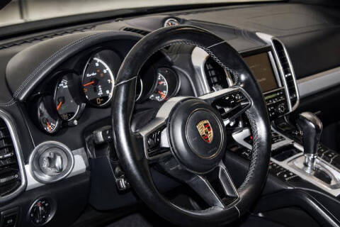 2015 Porsche Cayenne Turbo