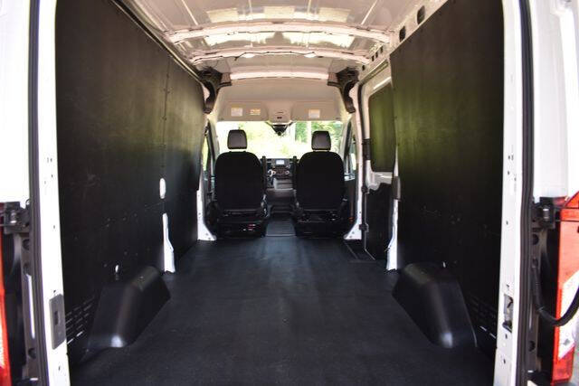 2024 Ford Transit 250