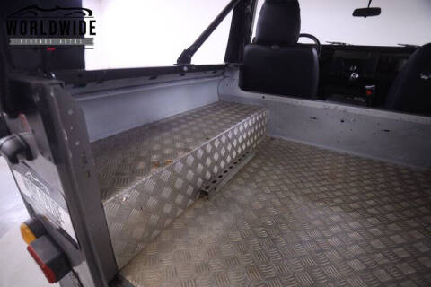 1984 Land Rover Defender