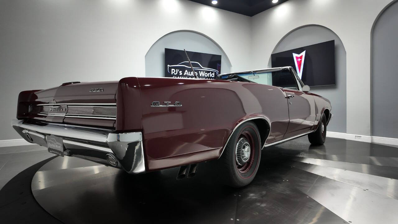 1964 Pontiac GTO 28