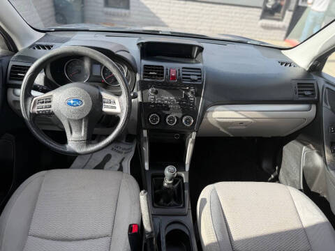 2014 Subaru Forester 2.5i