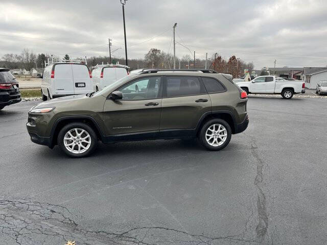 2015 Jeep Cherokee Sport