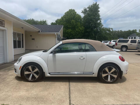 2013 Volkswagen Beetle Convertible for sale at H3 Auto Group in Huntsville TX