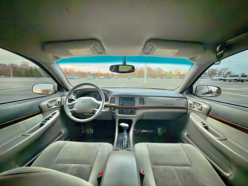 2004 Chevrolet Impala LS