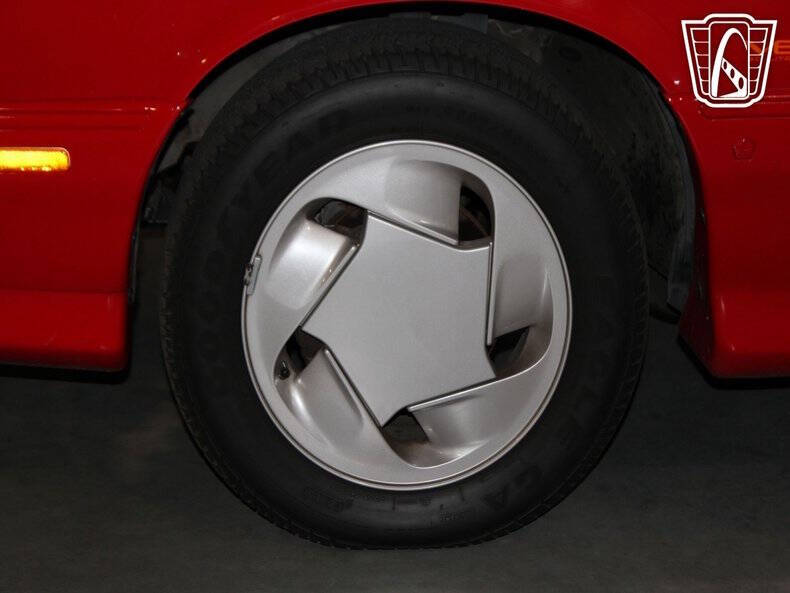 1993 Dodge Daytona ES