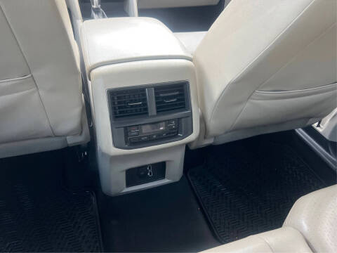 2018 Volkswagen Atlas V6 SE