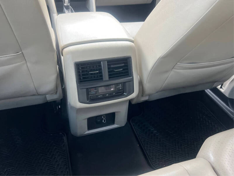 2018 Volkswagen Atlas V6 SE