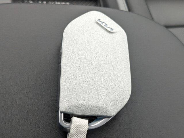 2024 Kia EV9 Light Long Range