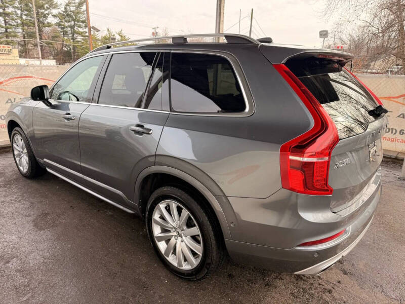 2018 Volvo XC90 T6 Momentum