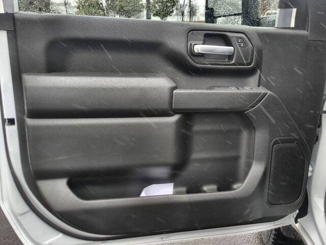 2025 GMC Sierra 2500HD Pro