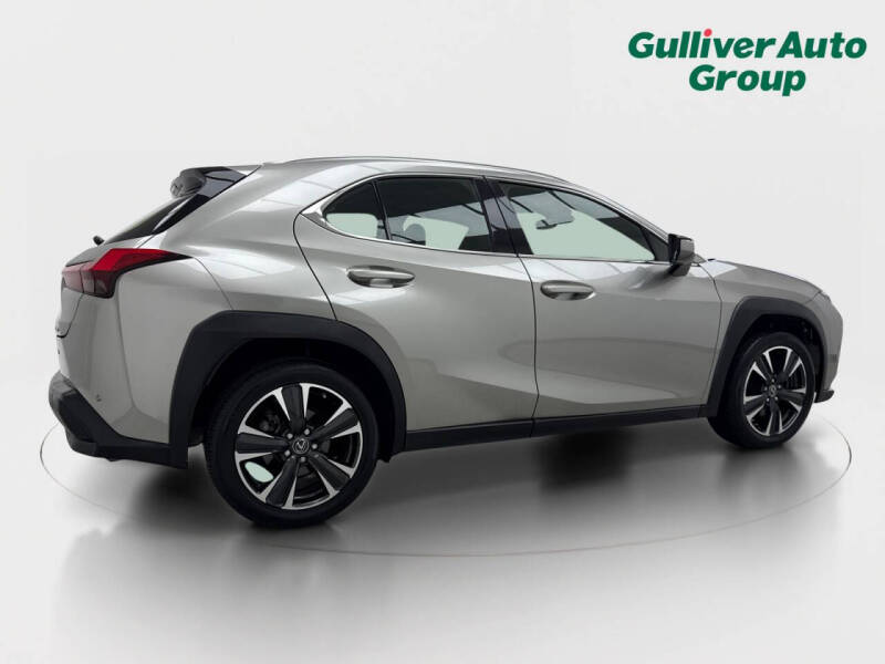 2020 Lexus UX 200