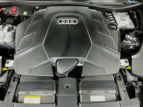 2023 Audi Q8 quattro Premium Plus 55 TFSI