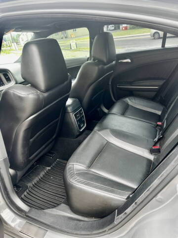 2019 Dodge Charger SXT