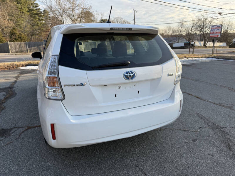 2012 Toyota Prius v Three