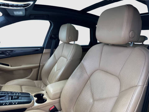 2018 Porsche Macan S