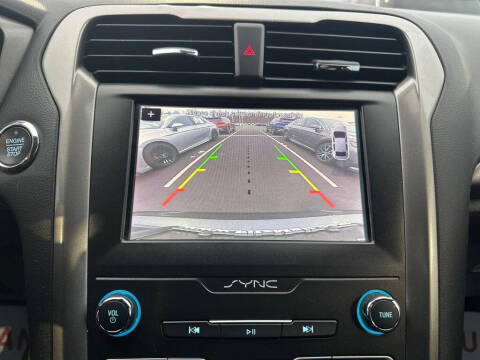 2019 Ford Fusion Hybrid SE