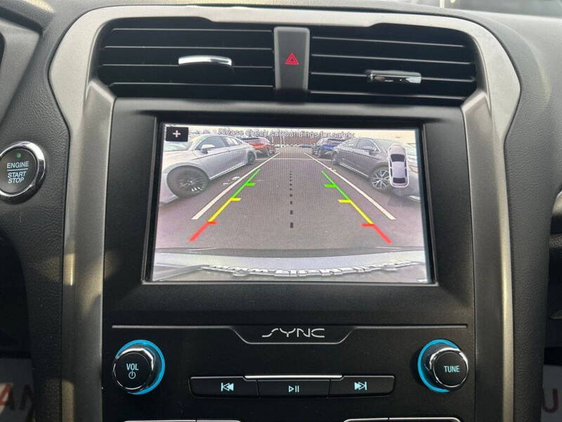 2019 Ford Fusion Hybrid SE