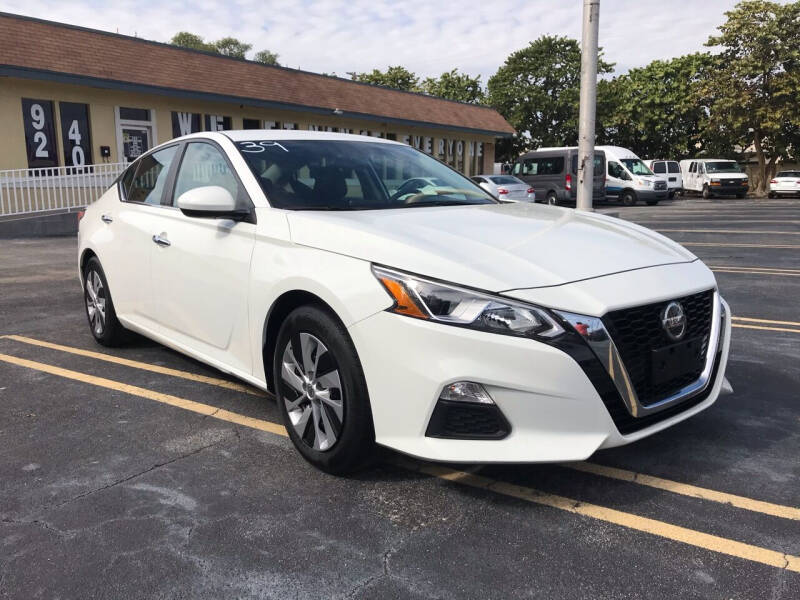 2020 Nissan Altima for sale at LKG Auto Sales Inc in Miami FL