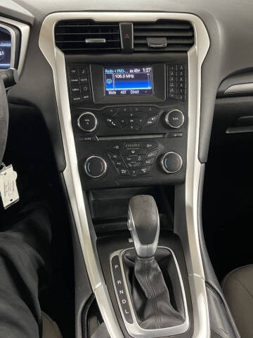 2014 Ford Fusion Hybrid S