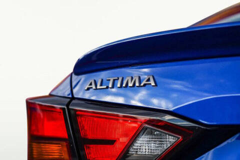 2025 Nissan Altima 2.5 SR