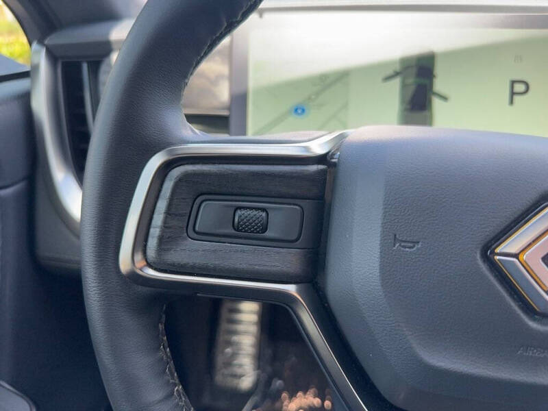 2022 Rivian R1T Adventure