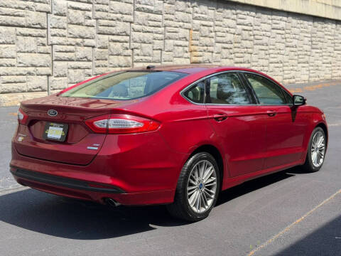2014 Ford Fusion SE