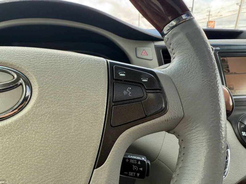 2013 Toyota Sienna Limited 7-Passenger