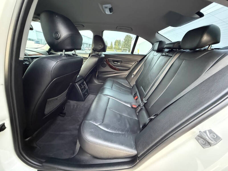 2014 BMW 3 Series 328i