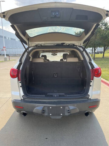 2011 Chevrolet Traverse LTZ