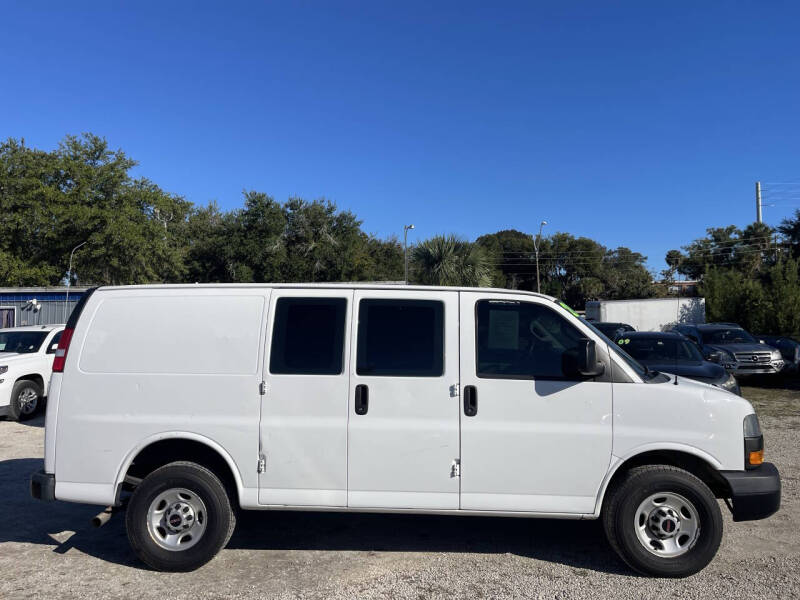 2021 GMC Savana 2500