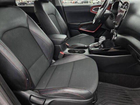 2023 Kia Soul GT-Line