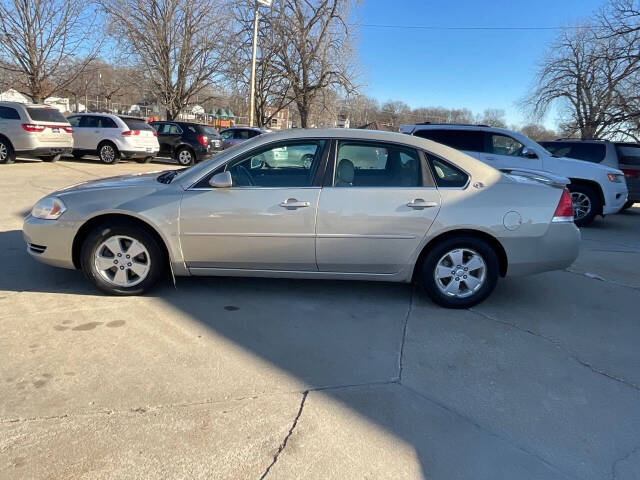 2008 Chevrolet Impala for sale at Auto Connection in Waterloo, IA