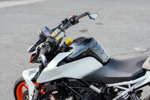2021 KTM 200 Duke