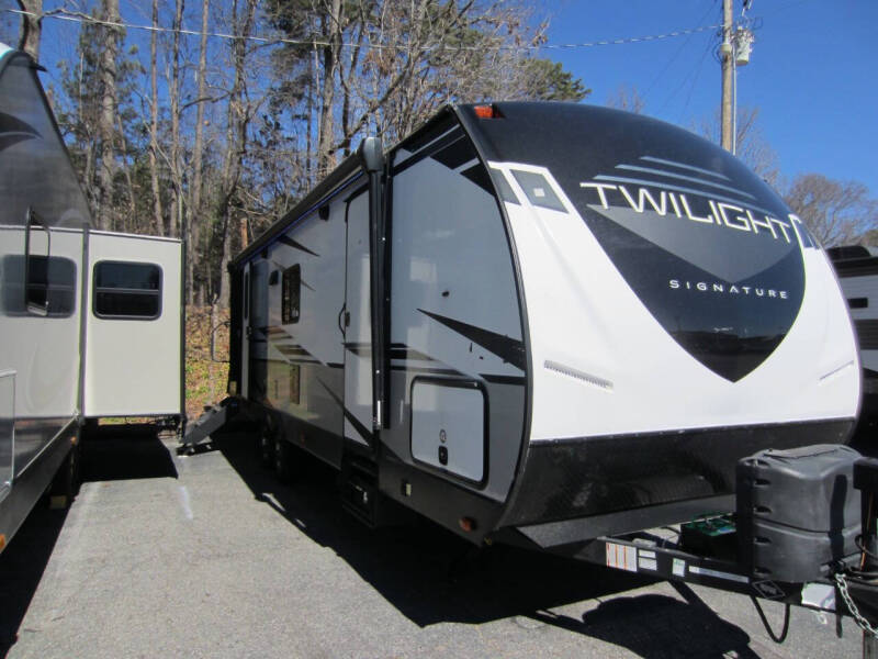 2022 Twilight RVs  Signature Series M2690 for sale at Easley Camper Sales in Easley SC