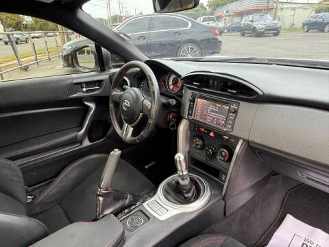 2015 Scion FR-S
