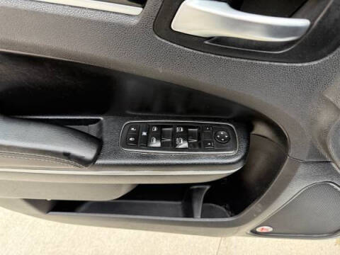 2017 Chrysler 300 S Alloy Edition